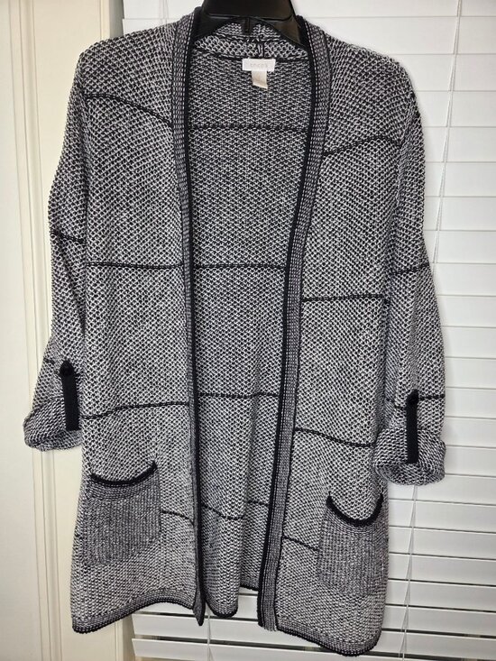 Chico's Sweaters - Chicos Black & White Open Front Cardigan Sweater Pockets Size 1Textured